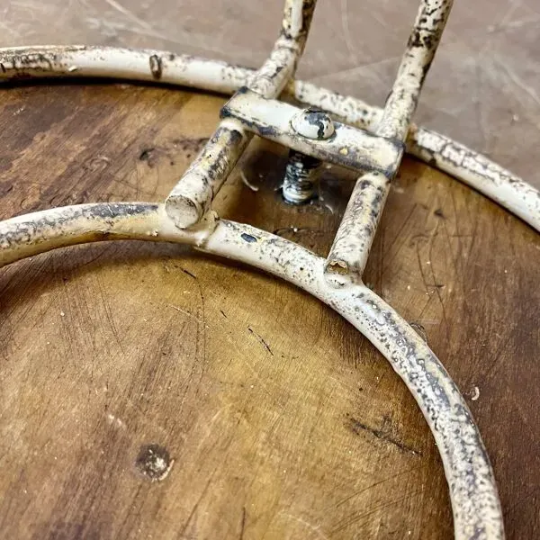 Illustration numéro 2 du produit Tabouret Tomado Hoallan par Jan van der Togt  50's