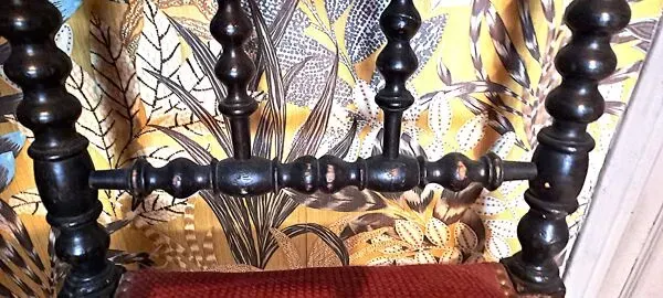 Illustration numéro 2 du produit Chaise Prie Dieu Napoléon III bois noir velours rouge 1900