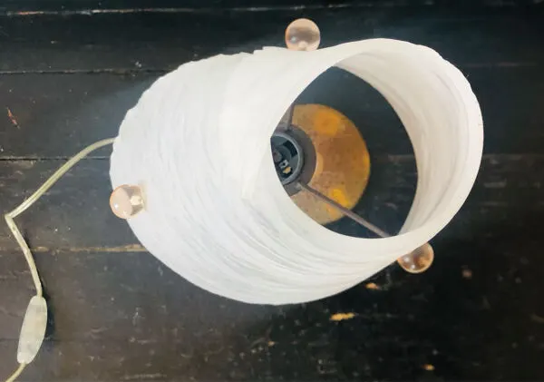 Illustration numéro 2 du produit Lampe par l’atelier volumes et formes modèle EGV circa 1990