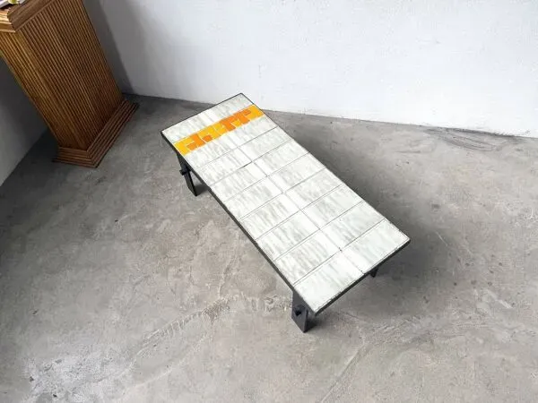 Illustration numéro 2 du produit Table Basse Céramique Jean Jaffreux Années 50 - Métal & Orange Vintage