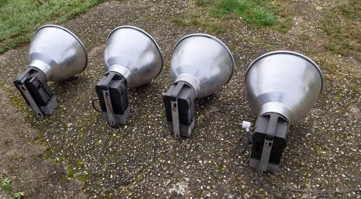 Illustration numéro 2 du produit Lampes industrielles Philips