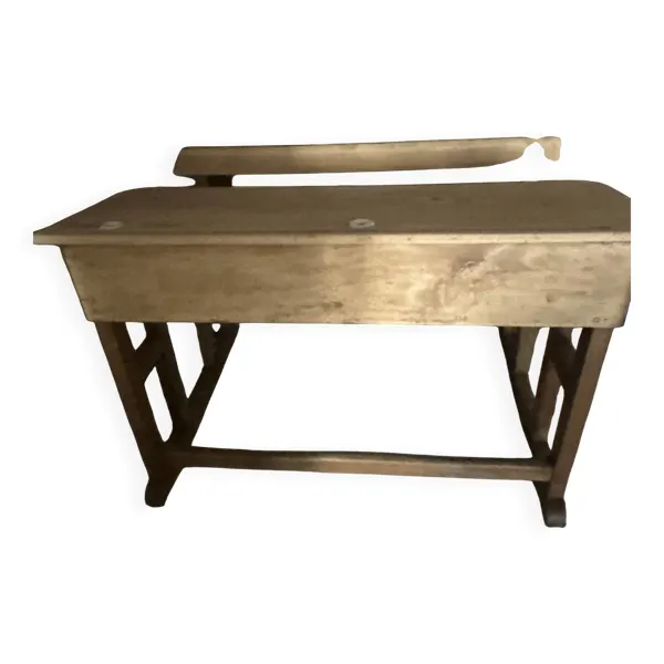Illustration numéro 2 du produit Bureau écolier double en bois