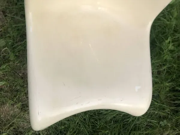 Illustration numéro 2 du produit Chaise Panton Édition Herman Miller années 70