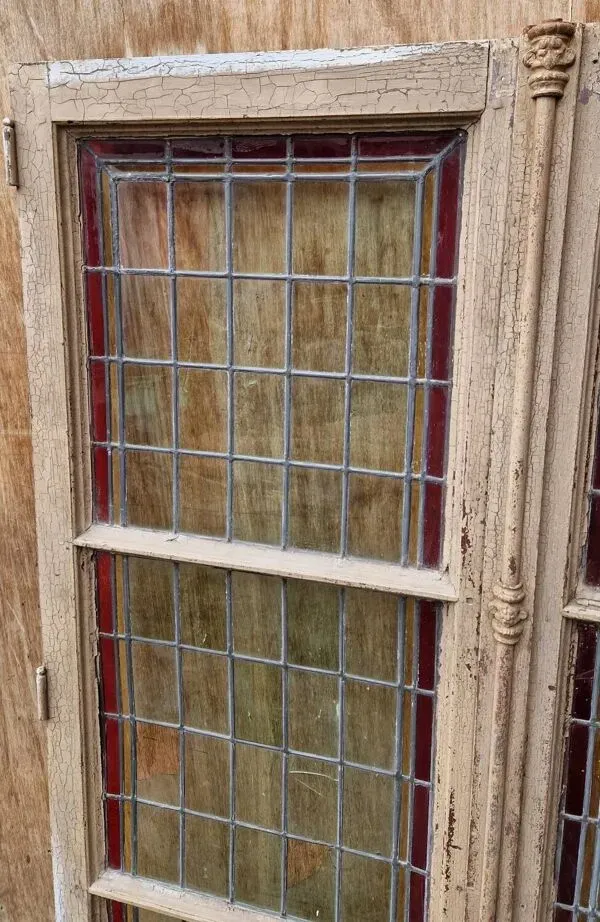 Illustration numéro 2 du produit Paire de Fenêtre vitraux