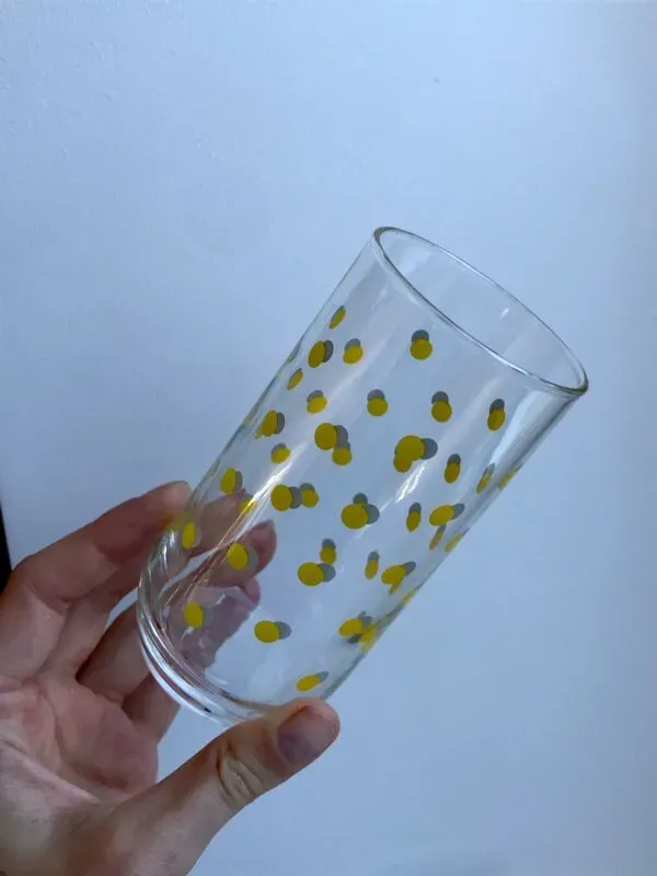 Illustration numéro 2 du produit Lot de 6 verres à poids jaunes made in france années 70