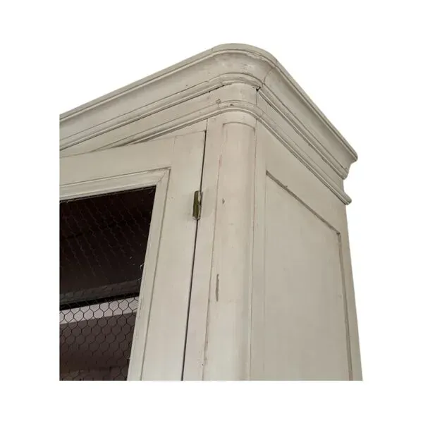 Illustration numéro 2 du produit Grand meuble de magasin vintage