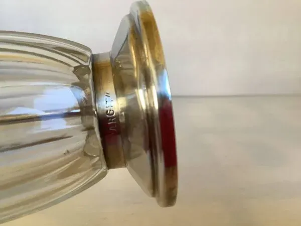 Illustration numéro 2 du produit Sucrier saupoudreuse métal argenté argit art déco