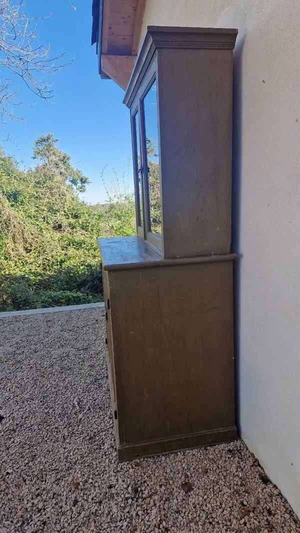 Illustration numéro 2 du produit Meuble de métier