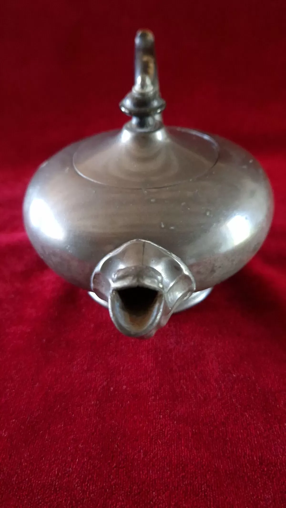 Illustration numéro 2 du produit Théière anglaise James Dixon & Sons XIXeme