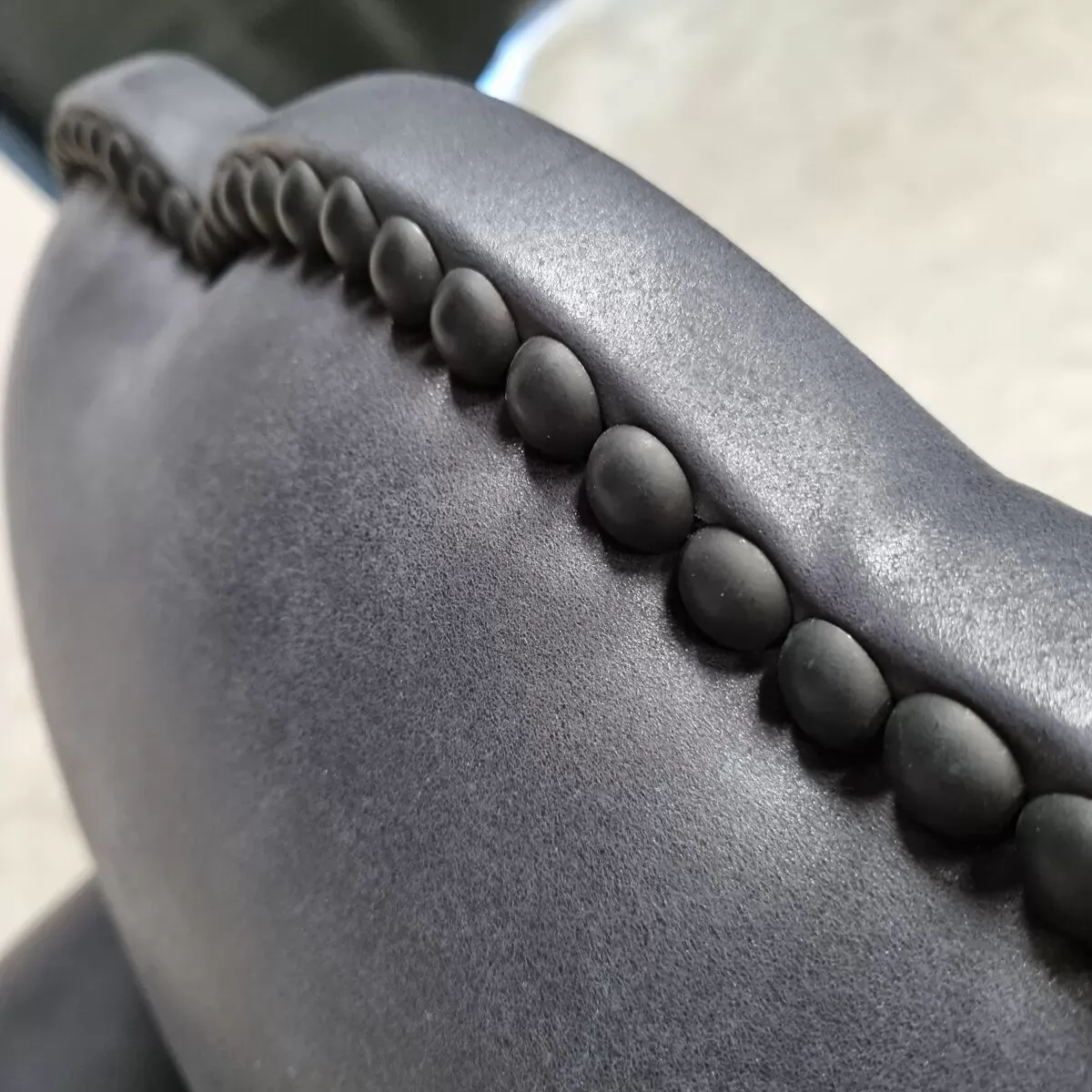 Illustration numéro 2 du produit Fauteuil club