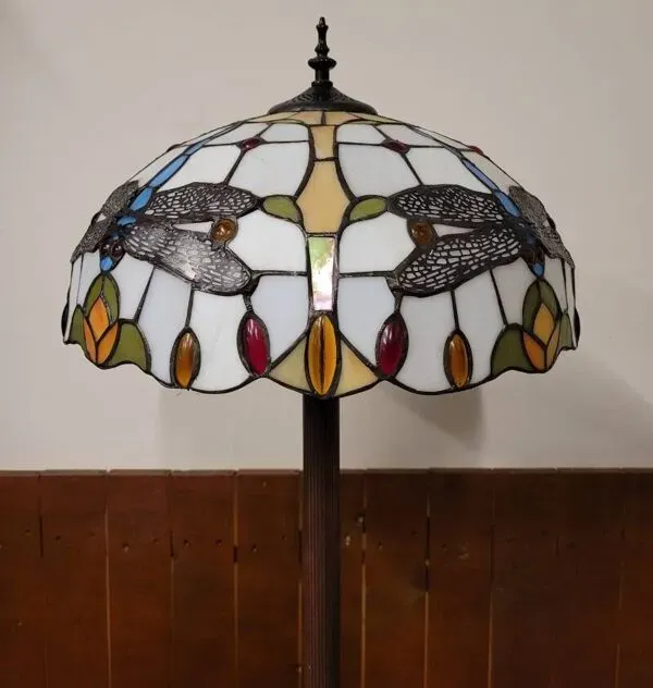 Illustration numéro 2 du produit Lampadaire rond Tiffany Art Déco