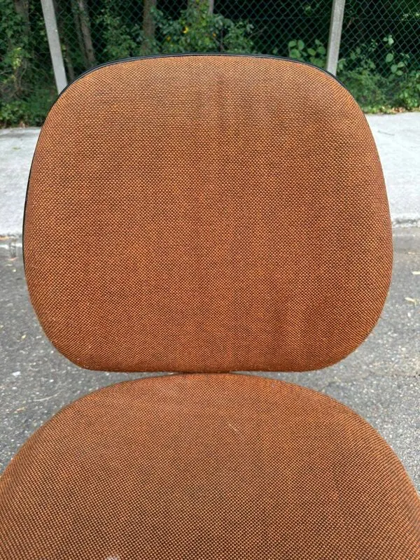 Illustration numéro 2 du produit Chaise de bureau Strafor, années 70