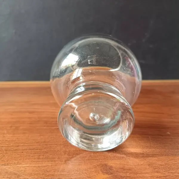 Illustration numéro 2 du produit 8 verres modèle ''Fjord'' de Durobor pied épais avec bulle vintage Belge
