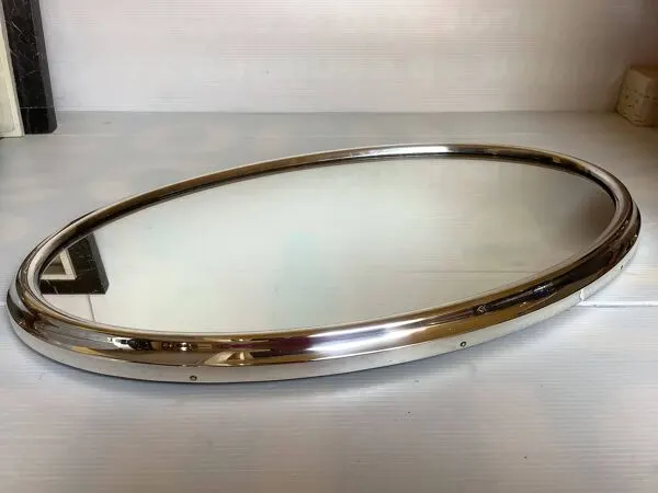 Illustration numéro 2 du produit Surtout de table miroir centre de table métal argenté Sivar