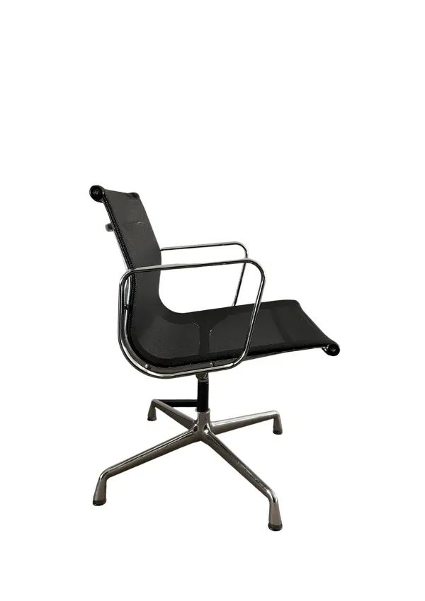 Illustration numéro 2 du produit Fauteuil de bureau de Charles & Ray Eames pour Vitra