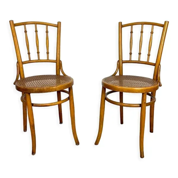 Illustration numéro 2 du produit Paire de chaises bistrot cannées Mundus Ungvar Ungarn 1900