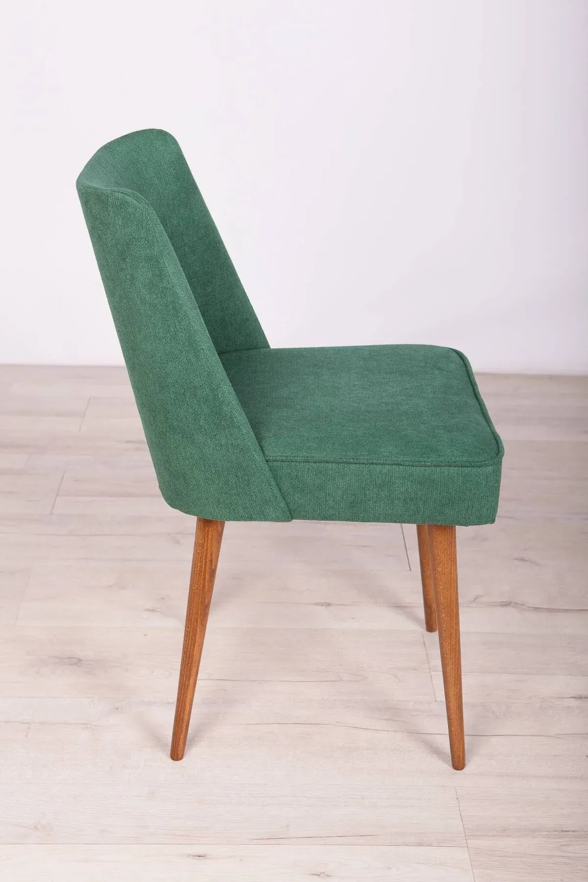 Illustration numéro 2 du produit Chaises en coquillage polonaises de l'usine de meubles de Bydgoszcz, années 1960, lot de 6