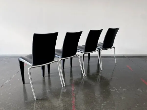 Illustration numéro 2 du produit Chaise vintage Louis 20 par Philippe Starck pour Vitra, années 1990, ensemble de 4