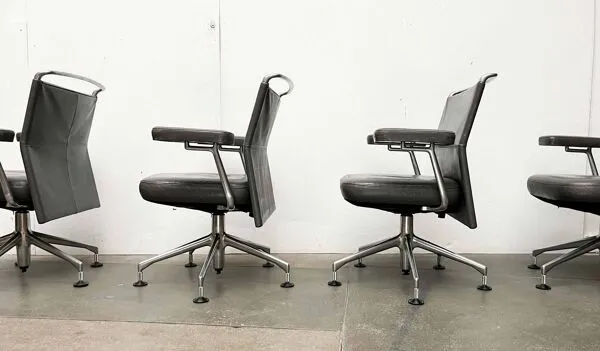 Illustration numéro 2 du produit Fauteuils pivotants modèle Postmoderne AC2 en cuir par Antonio Cittero pour Vitra, années 1990, lot de 4