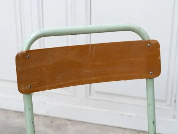 Illustration numéro 2 du produit Lot de 6 chaises d’école Mobiltube turquoise 1950