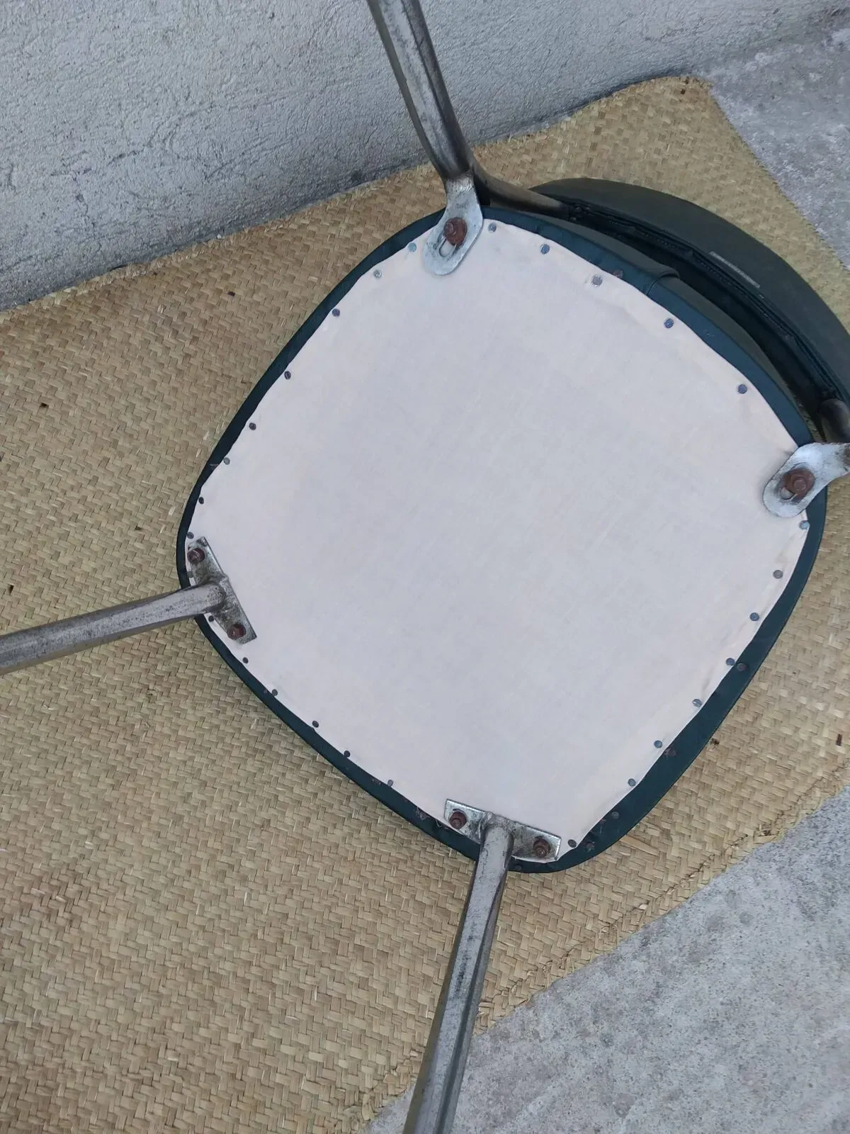 Illustration numéro 2 du produit Chaise de bureau Ronéo