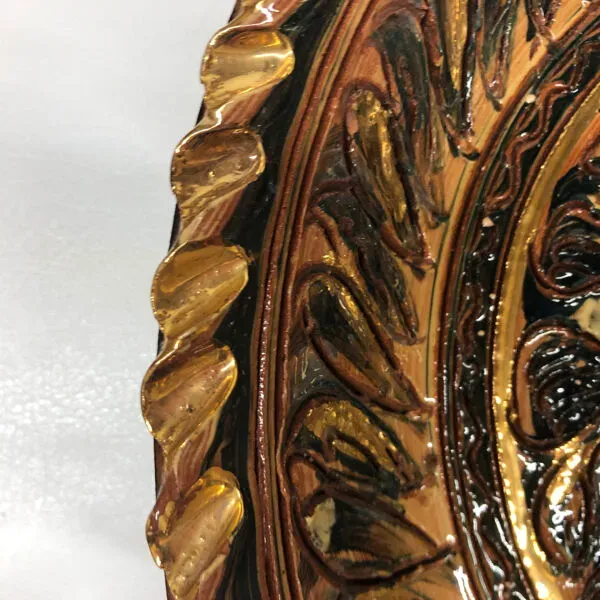 Illustration numéro 2 du produit Plat en céramique de Nimy par Georges Destrebecq