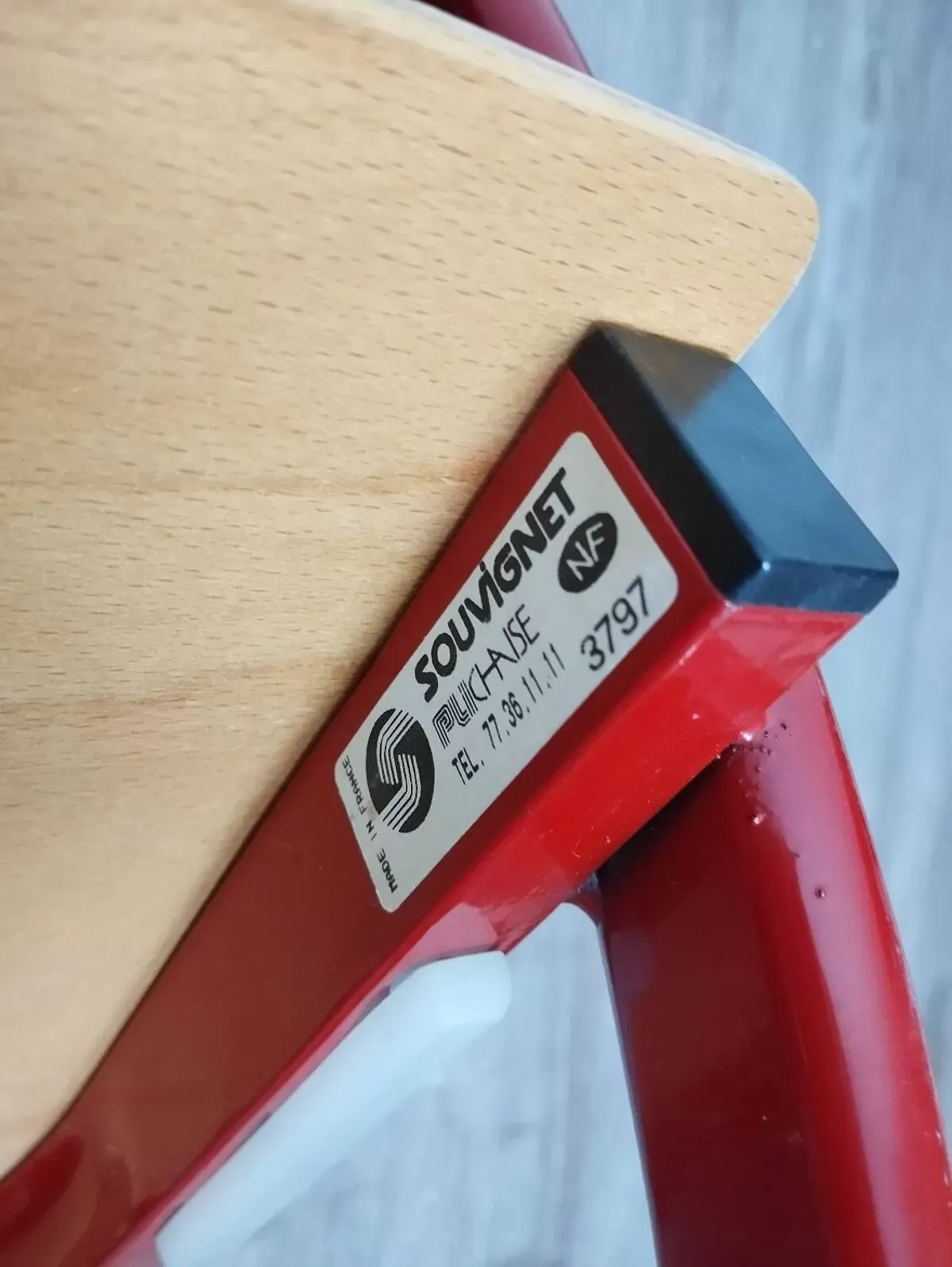 Illustration numéro 2 du produit Chaise industrielle Souvignet