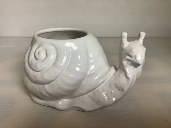 Illustration numéro 2 du produit Vase cache pot escargot Bellini Italy zoomorphe