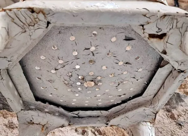 Illustration numéro 2 du produit Lot de 6 tabourets industriels français Multipl’s – Années 1930