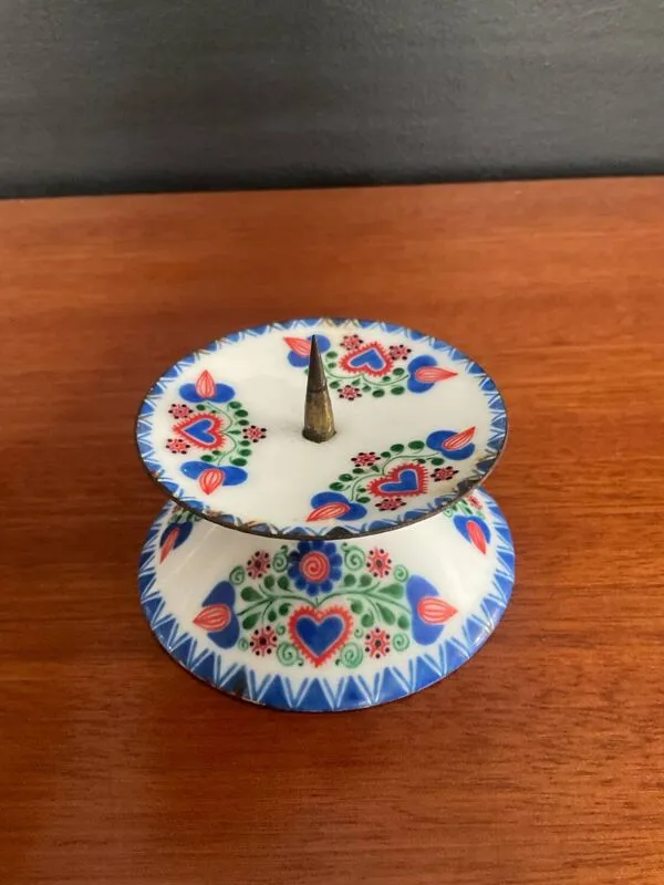 Illustration numéro 2 du produit Bougeoir Poljak en tôle émaillée, années 50-60