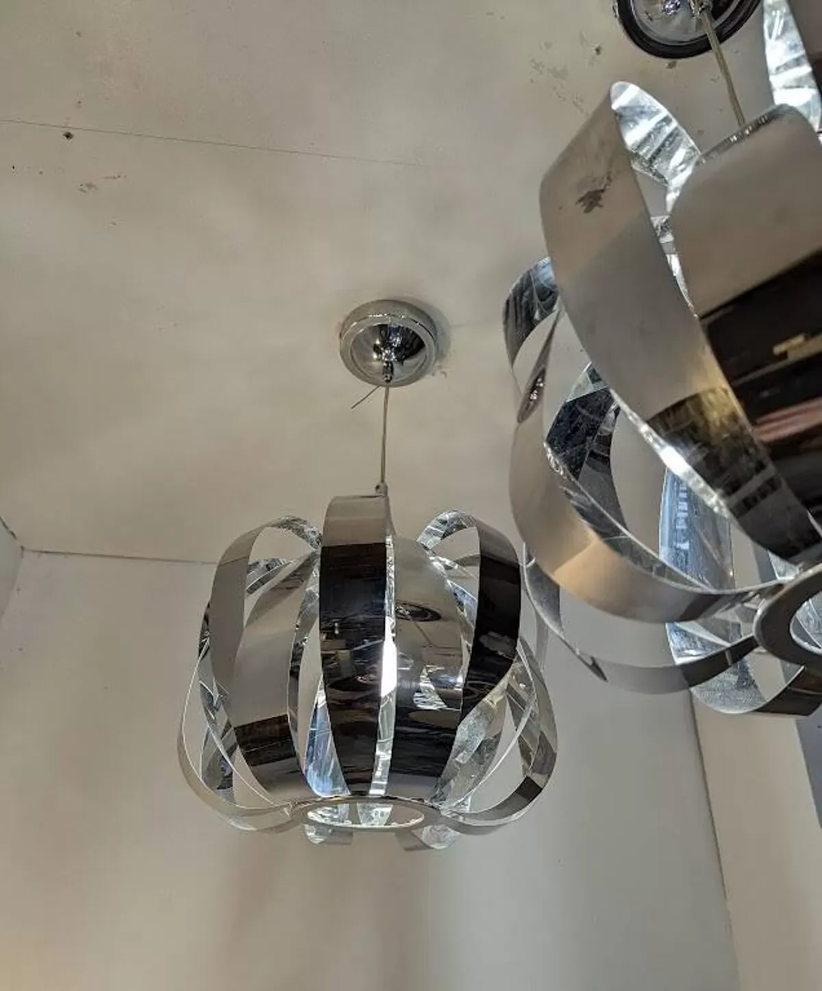 Illustration numéro 2 du produit Paire de suspensions modèle Errzs par Seylumiere