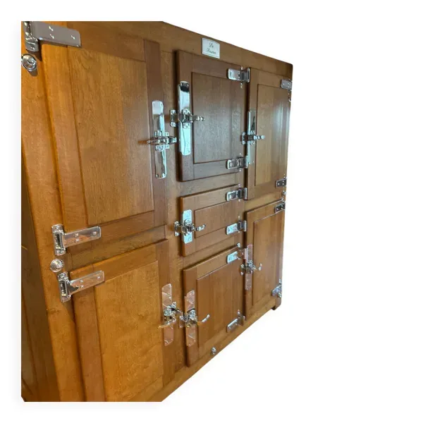 Illustration numéro 2 du produit Ancien meuble frigorif