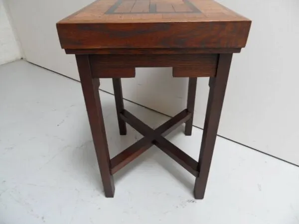 Illustration numéro 2 du produit Table basse en chêne Art Déco École d'Amsterdam