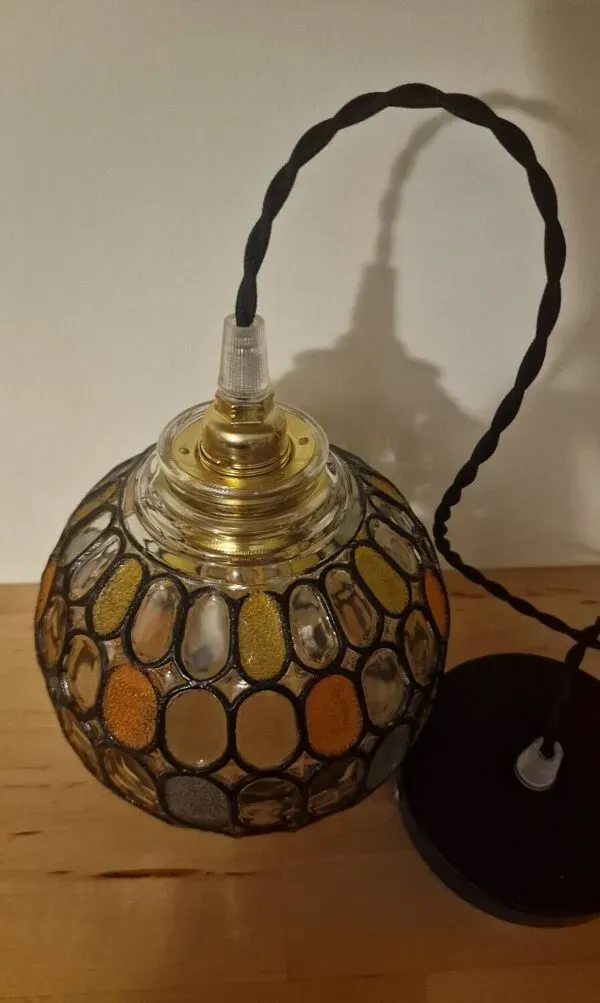 Illustration numéro 2 du produit Globe vintage effet vitraux