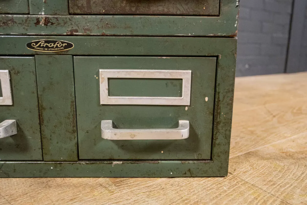 Illustration numéro 2 du produit Commode industrielle strafor