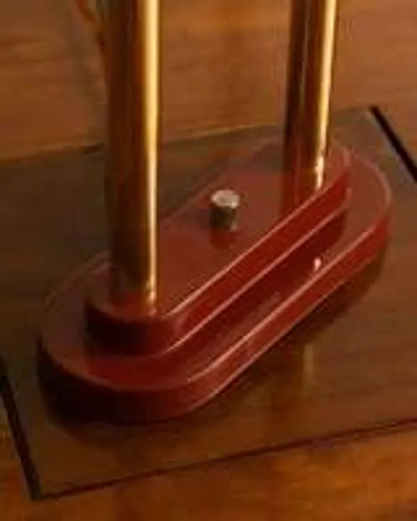 Illustration numéro 2 du produit Lampe Sonneman USA