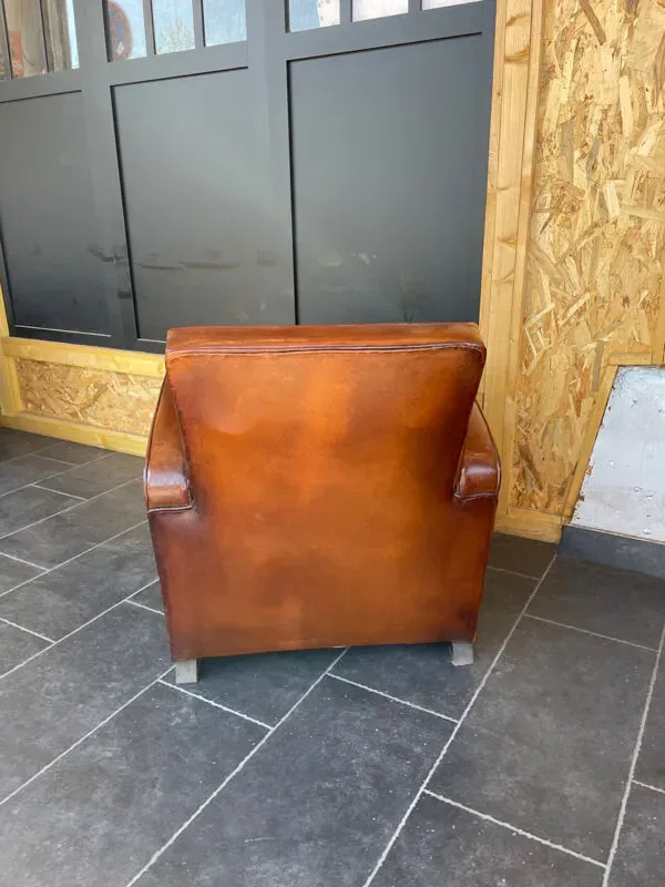 Illustration numéro 2 du produit Fauteuil club modèle normandie