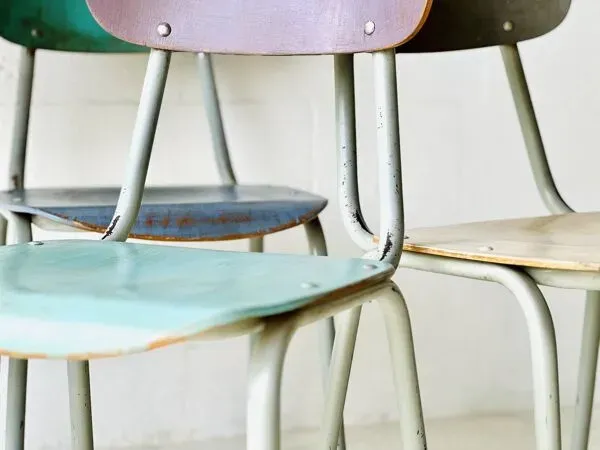 Illustration numéro 2 du produit Chaises d'école, lot de 4
