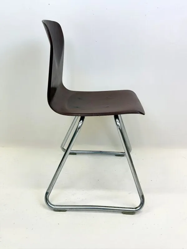 Illustration numéro 2 du produit Suite de 6 chaises S22 — Thur-Op Seat, années 1970