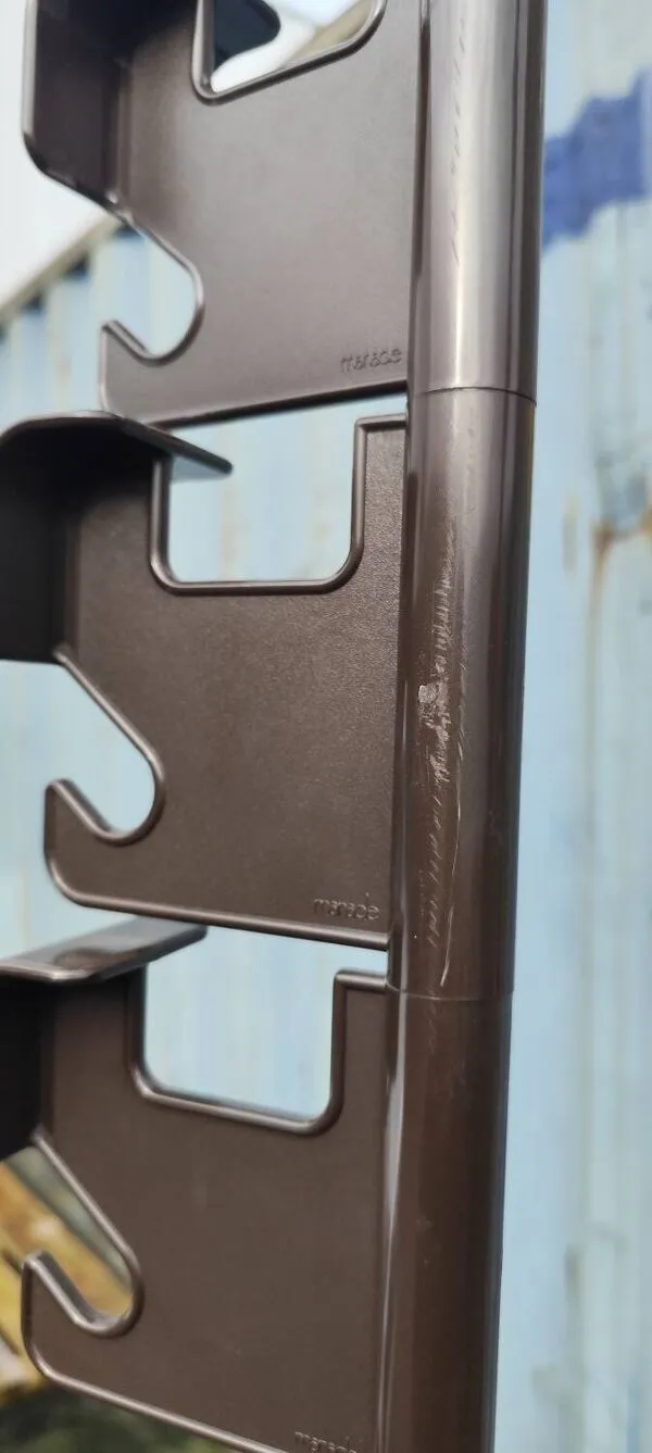 Illustration numéro 2 du produit Porte manteau Manade, Vitrac