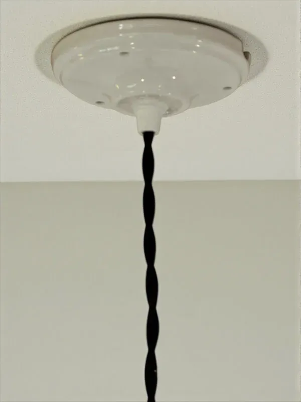 Illustration numéro 2 du produit Suspension industrielle tôle émaillée mouchetée et opaline