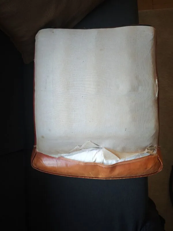 Illustration numéro 2 du produit Fauteuil club cuir véritable