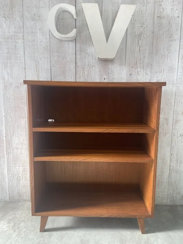 Illustration numéro 2 du produit Etagère des années 70