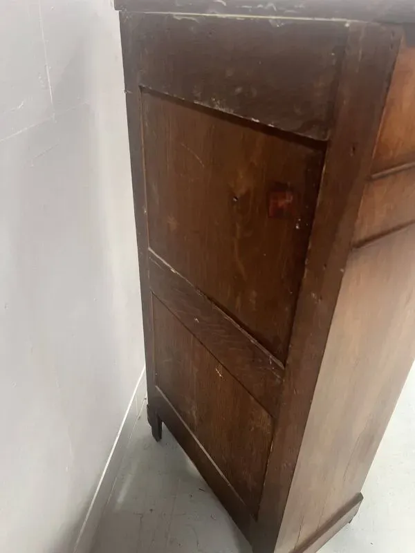 Illustration numéro 2 du produit Ancien pupitre cartonnier de clerc de notaire XIX siècle