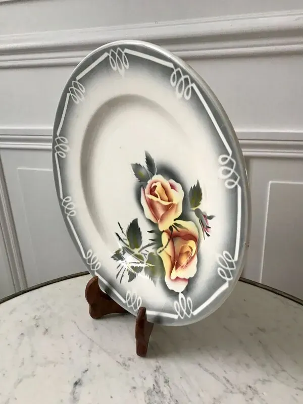 Illustration numéro 2 du produit Plat rond Digoin Sarreguemines modèle ''Adèle'' années 30-40