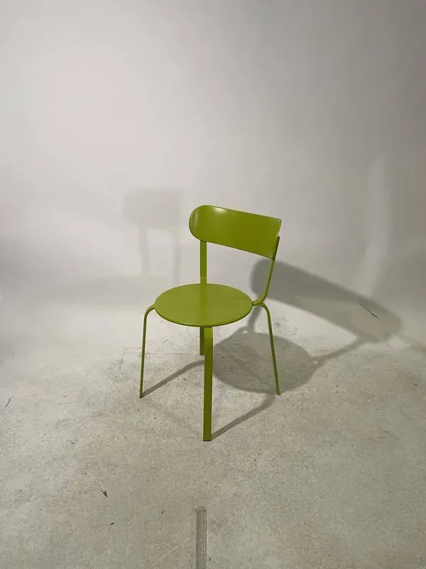 Illustration numéro 2 du produit Ensemble de table et 2 chaises d'extérieur lapalma (patrice norguet)