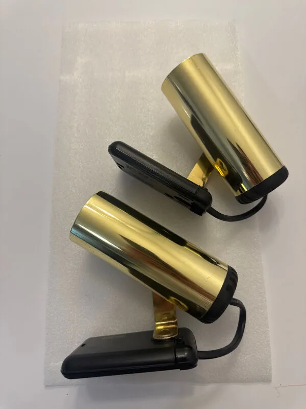 Illustration numéro 2 du produit Paire de spots Targetti dorés orientables – design vintage italien – c