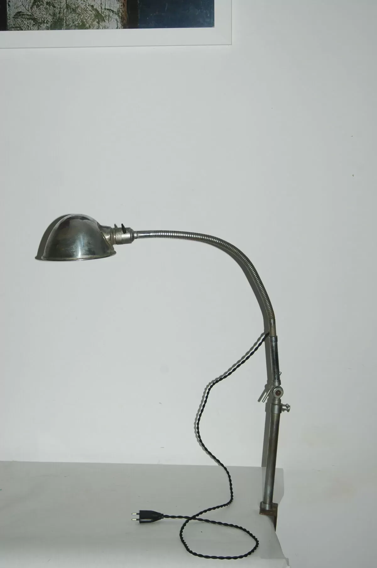 Illustration numéro 2 du produit Lampe industrielle d'atelier architecte