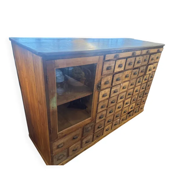 Illustration numéro 2 du produit Meuble de métier