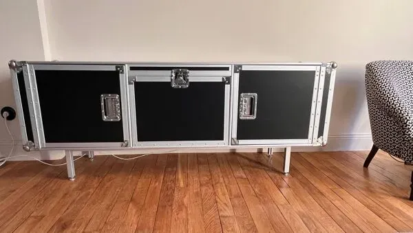 Illustration numéro 2 du produit Enfilade MOROSO x DIESEL Total Flightcase 180